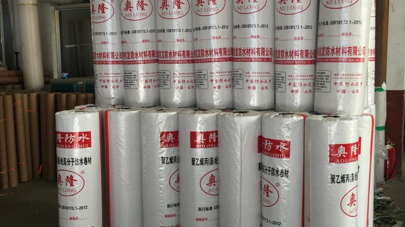 岩棉板与玻璃棉板：谁才是吸音效果的黑马？**